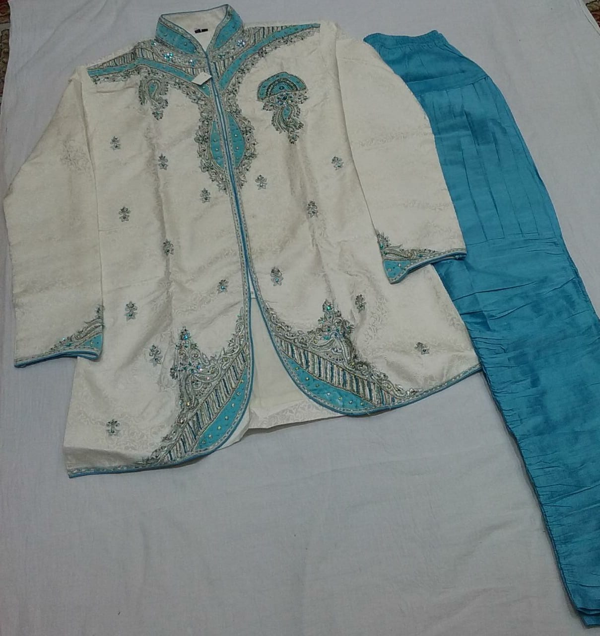 127579 A $141.00 T.BLUE MENS SHERWANI WITH BRITCHES PANT SIZE 40