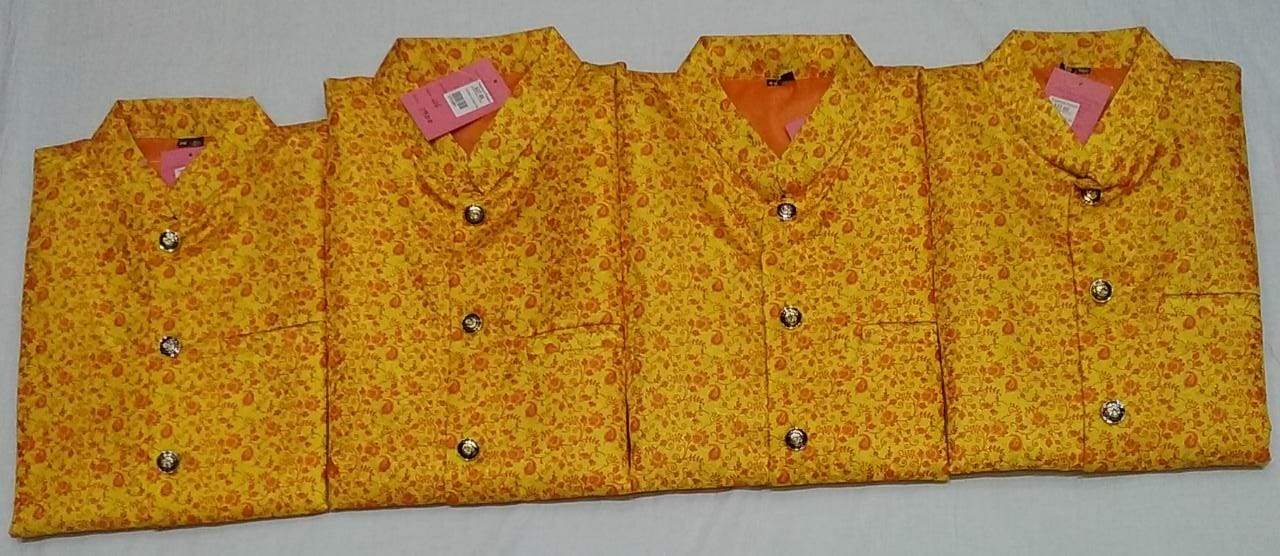 151261 A $37.00 YELLOW MENS JACKET SIZE 36,38,40,42,44,46