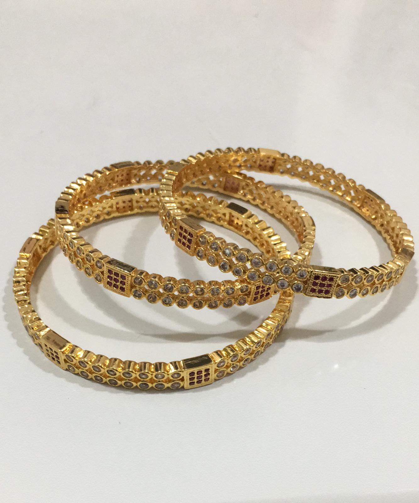 157660D $20.00 1PC BANGLE (GOLD PLATED)